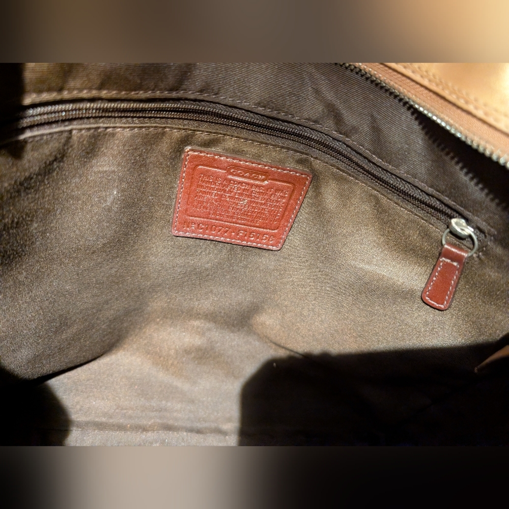Coach Metallic Bronze Gold Accents Tote Bag In Great Shape - Picture 10 of 16